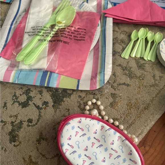 Retired and Rare American Girl Spa Party Kit for 8 girls - Picture 9 of 12